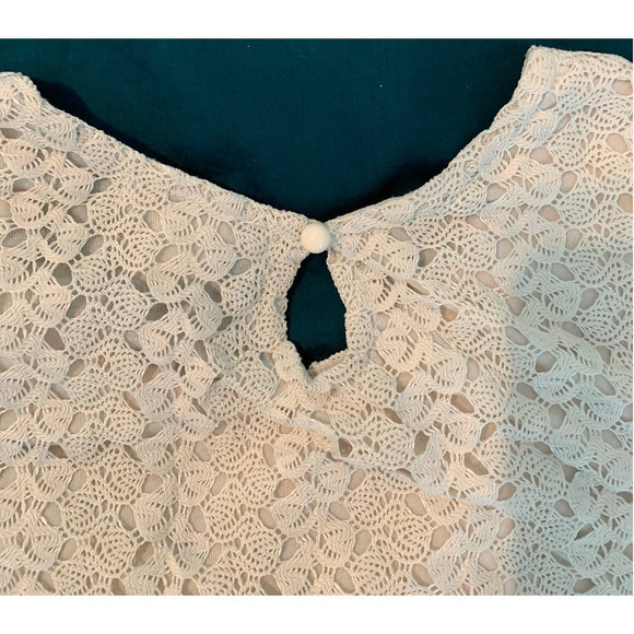 Self Esteem Lace-Lined- Flared Sleeves- XL - Picture 5 of 5